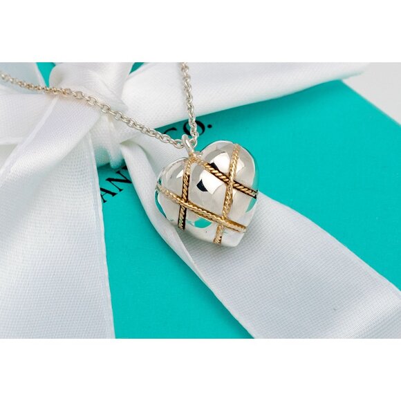 *RARE* Tiffany & Co. Vintage "Quilt Heart" Necklace Puffed 18k Gold Rope Pendant - Picture 5 of 6